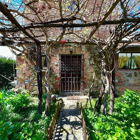 Casa Valentina, Private Pool, Wifi, Ac, Montacatini *